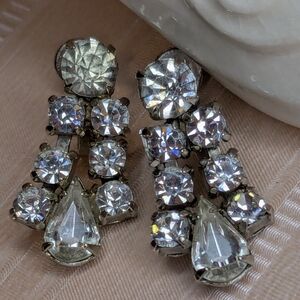 Vintage 40s Rhinestone Dangle earrings Screw Back Articulated Formal Wedding